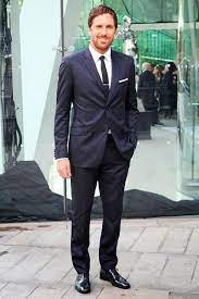 Henrik lundqvist takes us behind the scenes on jimmy falln late night. Henrik Lundqvist Sporting A Calvin Klein Suit Classy Henrik Lundqvist Gq Suits