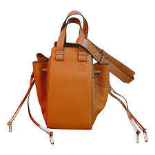 Articoli magici e interessanti che non puoi trovare altrove. Hammock Leather Handbag Loewe Camel In Leather 13374727