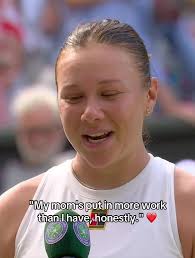 Terrible Scene Amanda Anisimova Is Crying After The Humiliation in The  Wimbledon Final