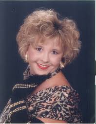 Sharon Pixley's Instagram, Twitter & Facebook