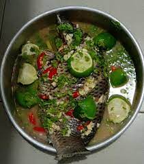 Sementara tunggu ikan stim masak boleh dibuat kuah untuk ikan. Talapia Stim Limau Ala Thai My Little Territory