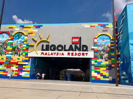 Come play your part at legoland ® california resort, located just 30 minutes north of san diego and one hour south of anaheim. A Three Park Guide To Legoland Malaysia Resort