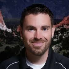 Derek Williamson's Instagram, Twitter & Facebook