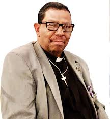 Robert B. Tate, pastor of Divine Community Baptist Church, dies