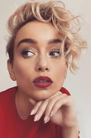 The shortness of the cut prevents the weight of the hair from pulling itself out of shape this picture show just how attractive short hairstyles for fine hair can be if done properly. Short Hairstyles For Fine Hair Make Volume Stay For Good Glaminati