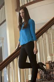 Arrow Vendetta Image Ar108a 0951b Pictured Jessica De Gouw As Helena Photo Jack Rowand The Cw C 20 Jessica De Gouw Helena Bertinelli Jessica