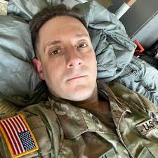 Cheese Lava Pie will blow your mind with layer after layer of mozzarella,  feta, provolone & Parmesan🔥🧀🍕😋 #BurattinoPizza #DallasEats  #DallasFoodies #DFWEats #TexasPizza #120Pepperoni #CheeseLavaPie  #CrunchBabyCrunch