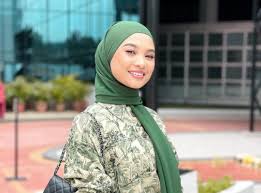 Maybe you would like to learn more about one of these? Ajl35 Jangan Pandang Rendah Nabila Razali Azmeer Kosmo Digital