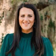 Lauren Matlock's Instagram, Twitter & Facebook