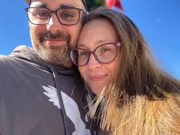 Is there a LUG in voucia County area? Or any AFOL that get together?