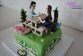 Bir Erkek Bir Kiz Park Pasta Pasta Cupcake Kurabiye