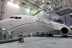 This airplane has 152 seats. United Changes Up Livery On First Boeing 737 Max 9 Airlinegeeks Com