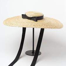 Retro Flat Top Hat With Bow Tie And Large Brim Straw Hat Etsy Flat Top Hat Top Hat Straw Hat