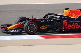 Leclerc set his fastest time with the help of a slipstream from hamilton, and a red flag on the final runs secured his second successive pole. F1 Live Who Will Qualify On Pole Position For The Bahrain Grand Prix