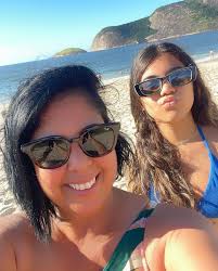 Carla Fernandes©️ (@professoracarlafernandes) • Instagram photos and videos