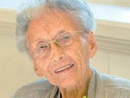 Ruth Bateman's Instagram, Twitter & Facebook