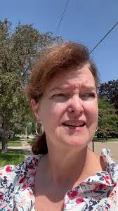 Brenda Cody's Instagram, Twitter & Facebook