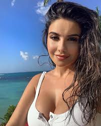Mikaela Reidy XXX - 29 photos