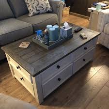 Bolanburg Coffee Table With Lift Top In 2020 Coffee Table Lift Top Coffee Table Table