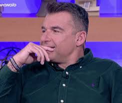 Motorsport στο «μικροσκόπιο» της fia ο χάμιλτον για το μπλουζάκι για την μπριόνα τέιλορ. Eikones Sok Deite Pws Exei Ginei O Liagkas Binteo Europost Gr