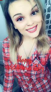 Did my makeup today to match my new Versace bag my hubby bought me for  Valentine's day yesterday! 🩷🩷🩷🩷