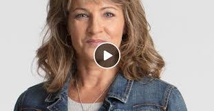 Lisa Stillman's Instagram, Twitter & Facebook