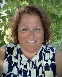 Calumet High School welcomes Mrs. Goulette as our new guidance counselor.  She replaces Mr. Reuter who has taken the job as Washington Middle School  Principal. Before moving to the Upper Peninsula she