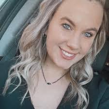 Lonnie Stover's Instagram, Twitter & Facebook