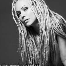 Amber Abbott (@AmberLeeAbbott)