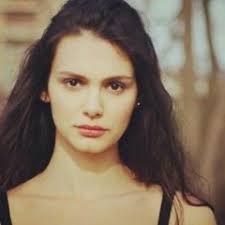 Listen to Emily Hackett & Matt Naylor & Michael Reaves