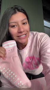 On Wednesdays we wear pila pink💗💗💗 #pilabarre #breastcancerawareness  #pilatessocks #cutepilatessocks #stepupforacause #pilates #smallbusiness  #gripsock #pilatesprincess #pilateslovers #solidcore ...