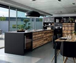 Codes promo, ventes flash, livraison offerte, trouvez le produit de vos rêves à prix réduit ! Meuble Noir Et Bois Idees Deco Cuisine Dressing Salon Blog Schmidt