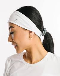 Used once. Works great. I purchased an additional comfort headband which is  also included. I can't imagine using this without. This prevents it from  applying too much pressure