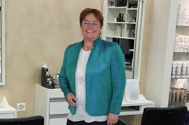 Jul 04, 2021 · septembre 2020. Martullo Blocher Wehrt Sich Gegen Alleinherrschaft Des Bundesrats Grheute