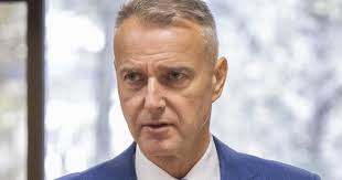 Minister Richard Raši podáva trestné oznámenie, Remišová prská síru