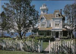 Modular units can be interconnected creating luxury hobbit estates. Fit For A Few Witches The Practical Magic Victorian House