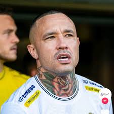 At the half Anderson 14 Withrow 0 RAPTORS TIGERS 14 τι 18:42 18 T.OL 0 3 3  1 DOWN 10TOGO A QTR 3 BOLLON 10 ሀበለችኑ/ኝ// N תאלולחיים