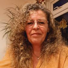 Not actual cleaning. Can anyone recommend a wreath hanger that won't damage  my door or a good suction door hook. My door is nearly 3 in deep and there  don't seem to