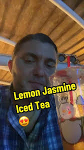 @Traveler Jasmine lemon iced tea from Mixue is so good #icedtea #mixue  #tiktokfoodie #deliciousdrinks #traveltiktok @Mixue Indonesia Store