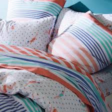 Le code promo françoise saget préférée de nos utilisateurs est celui de 10% sur tout le site et sans grâce au site francoise saget, décorer la maison avec des produits textiles est un art vous donnant. Linge De Lit Pause Baignade Francoise Saget Linge De Lit Parure De Lit Lit