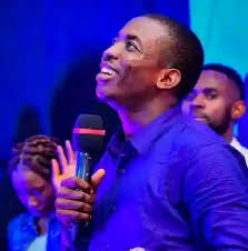 Overall Gospel artist tumpe nani?