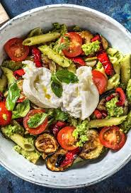 Italienische Pasta Bowl Mit Burrata Rezept Hellofresh Rezept Antipasti Gemuse Italienische Pasta Essen Kochen