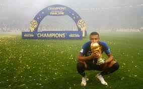 Will smith telah dipilih dalam kejohanan ini. France Win World Cup 2018 Final In Breathless Six Goal Thriller Against Croatia
