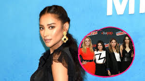 Troian avery bellisario was born in los angeles county, california. Schwangere Shay Mitchell So Suss Gratulieren Pll Kollegen Promiflash De