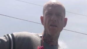 Armed and dangerous" man sought in Effingham County