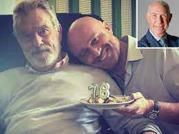 Rudy zerbi all'età di 32 anni scopre di essere figlio di davide mengacci. Rudy Zerbi Figlio Di Mengacci E Il Messaggio Per Il Vero Padre Sono Fiero Di Poterti Chiamare Papa Corriere It