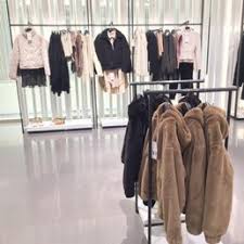 He couldn't send it back and couldn't get a refund because the factory is . Zara 98 Photos 255 Reviews Men S Clothing 865 Market St San Francisco Ca Yelp