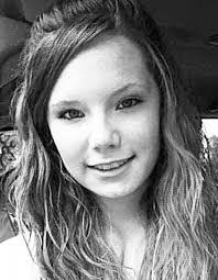 Casey Dawn's Instagram, Twitter & Facebook