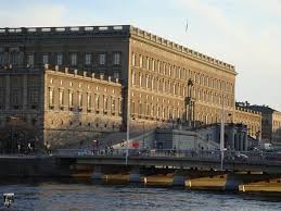 För varje bokad biljett ger svenska spel tre kronor till. Stockholm Slott Tre Kronor Ehemalige Burg Schloss Wasserburg Burgenarchiv De