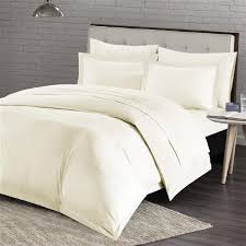 Découvrez nos housses de couette facile à mettre, avec liens et boutons, nos draps housse avec étiquette coté court / long, et nos taies d'oreiller enveloppe. Millano Collection Housse De Couette Milano Lit 1 Place Ivoire 3 Pieces Rona